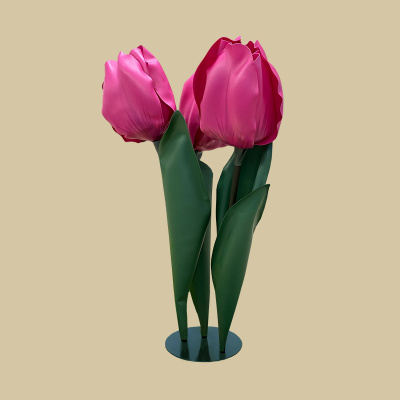 Gigantblume Tulpe fuchsia-pink - auf Metallständer